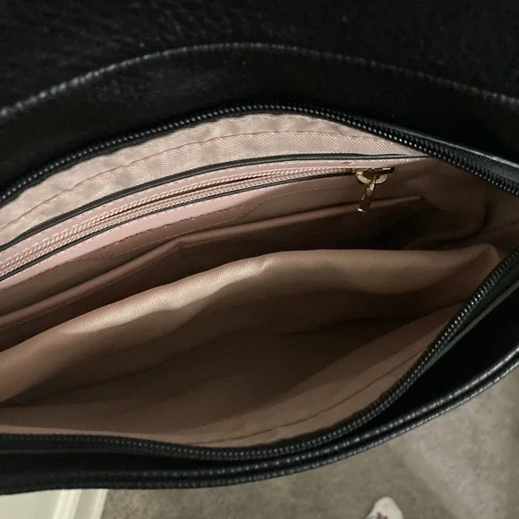 Poppy & Peonies Downtown Crossbody in black - Picture 6 of 12